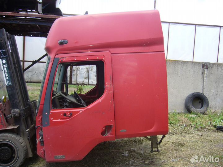 Кабина Renault Premium