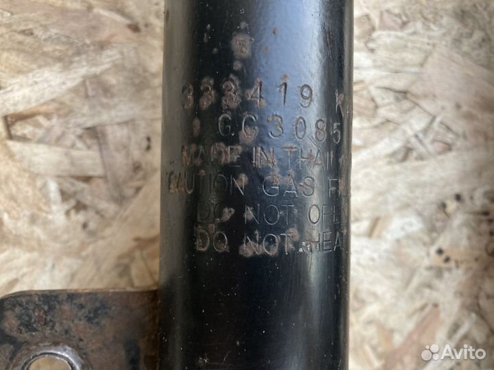 Амортизаторы задние Шевроле Лачетти Разбор