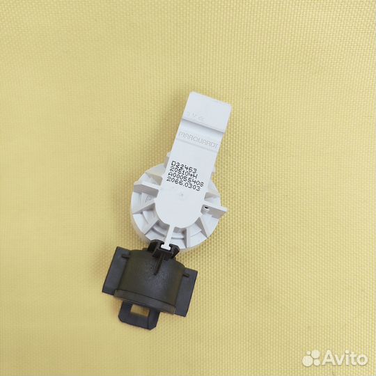 Датчик уровня воды прессостат Electrolux Zanussi