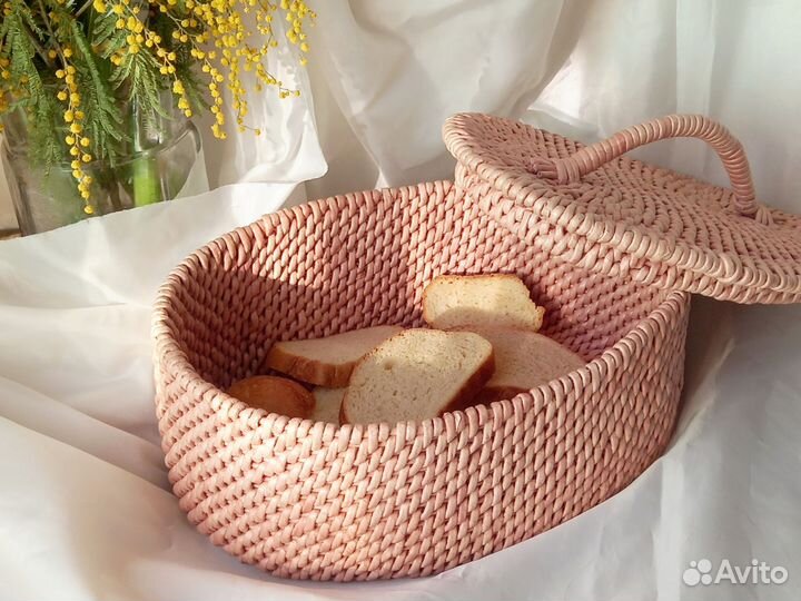 Хлебница плетеная