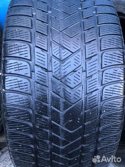 Pirelli Scorpion Winter 285/40 R21