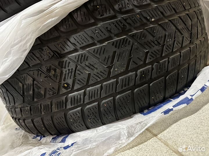 Pirelli Scorpion Winter 275/40 R22 108V