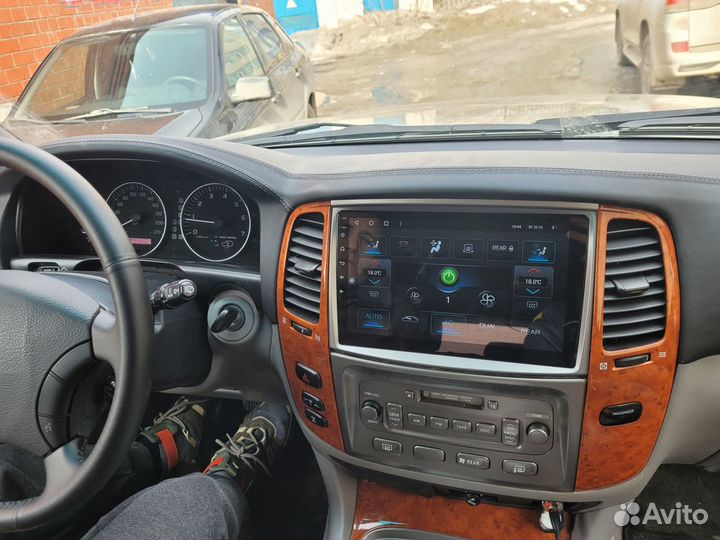 Для авто с монитором Lexus LX470, Toyota LC100