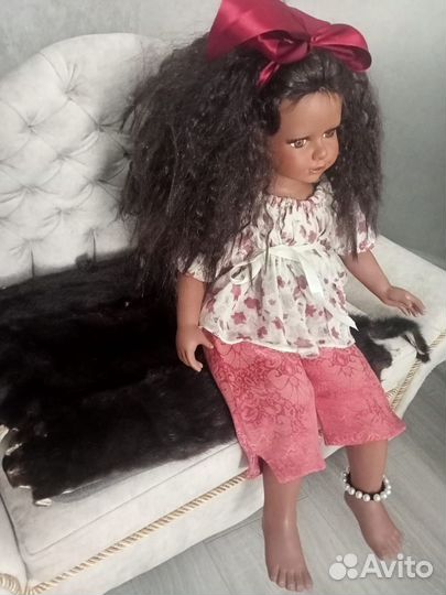 Интерьерная кукла фарфоровая