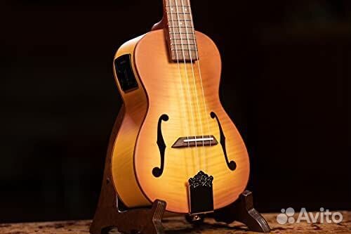 Укулеле концерт с подключением Ortega + аксессуары