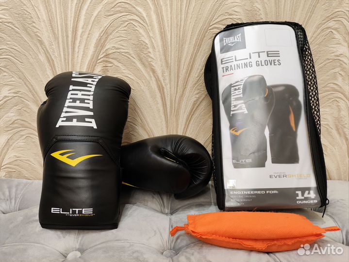 Боксерские перчатки Everlast 14 oz