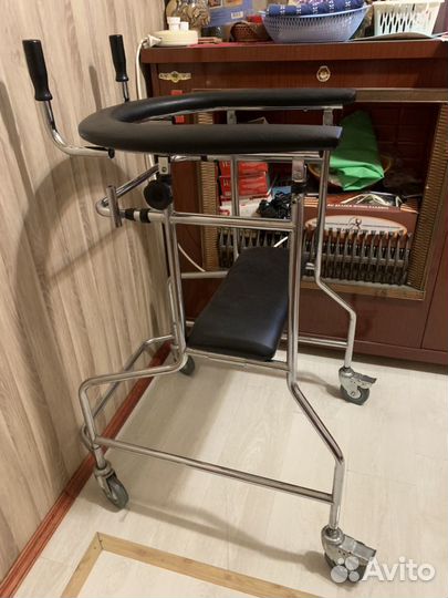 Ходунки для больных