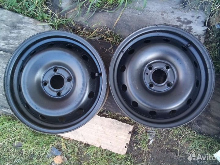 R15 4/100 Original LADA Renault 8200437791