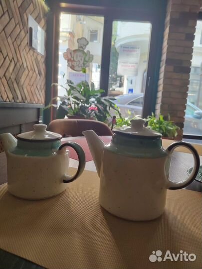 Чайники и чашки
