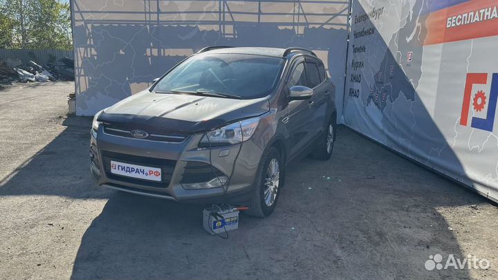 Патрубок радиатора Ford Kuga CV61-8260-EA