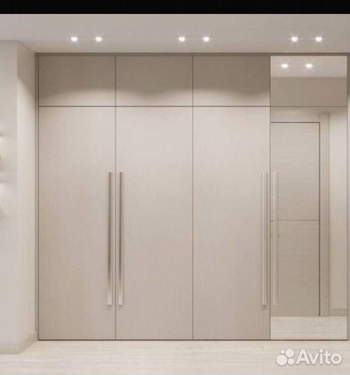 Шкаф распашной