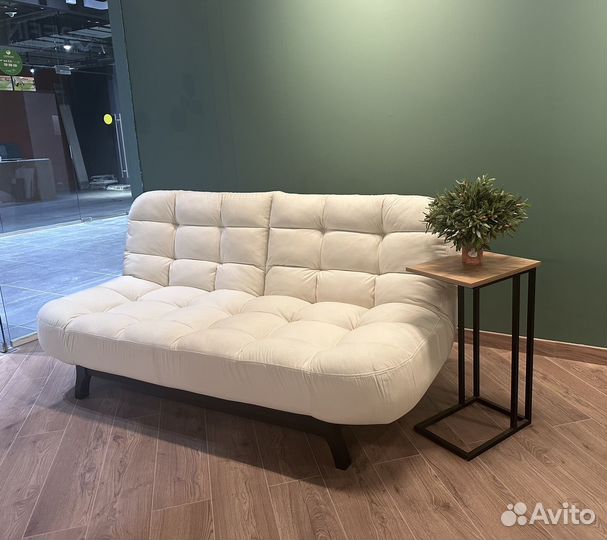 Диван кровать на ножках 