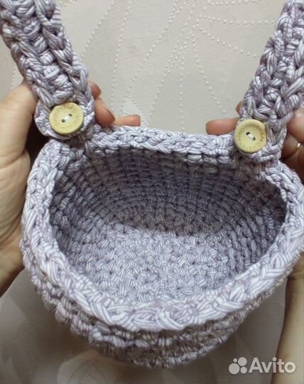 Вязаные корзинки для детских принадлежностей