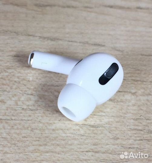 AirPods Pro Apple оригинал A 2084 (L) левый б/у