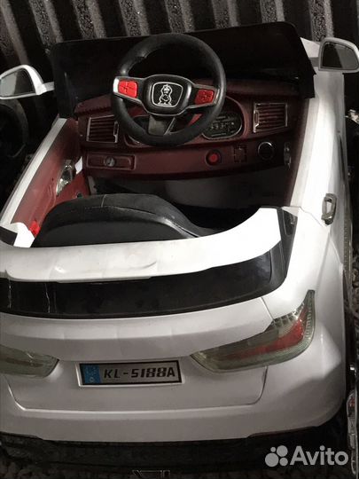 Детский электромобиль