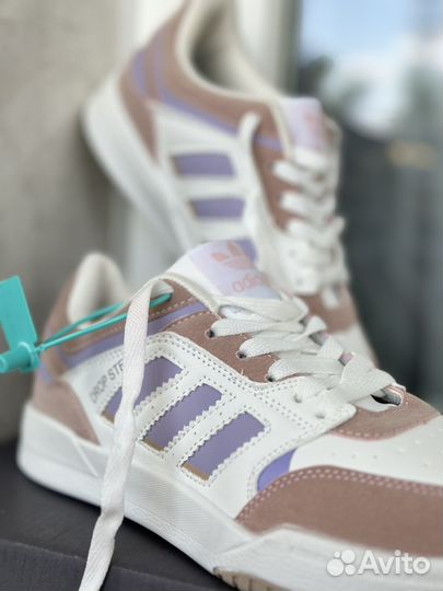 Кроссовки женские adidas