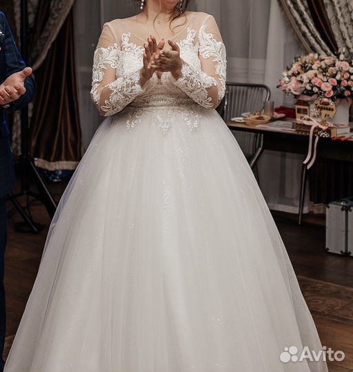 Свадебное платье