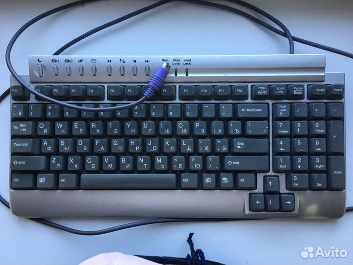 Клавиатура PS на запчасти плюс рабочая мышь PS/2