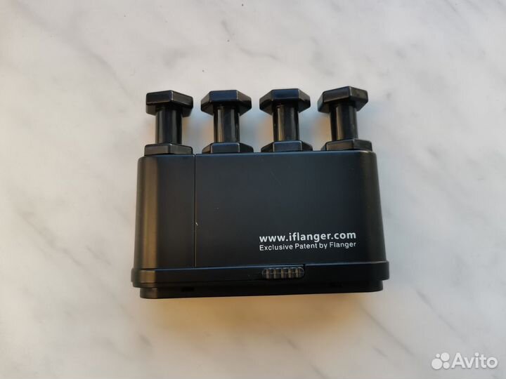 Тренажер для пальцев