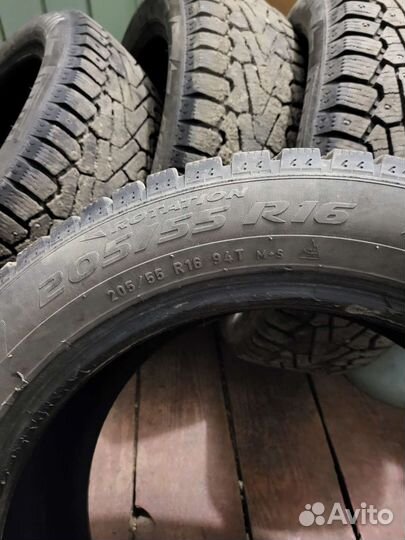 Pirelli Ice Zero 205/55 R16 94T