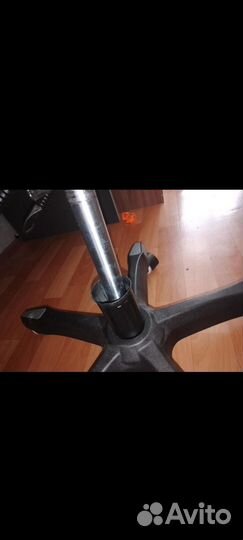 Продам игровое кресло