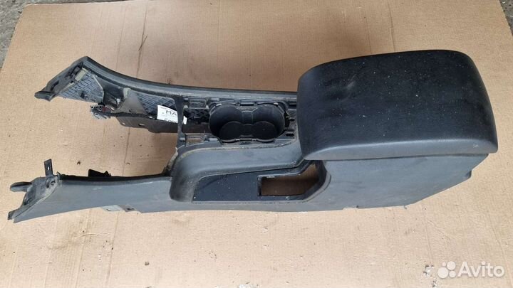 Центральная консоль подлокотник Ford Mondeo 4