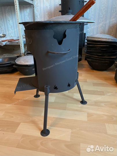 Казан чугунный с печкой