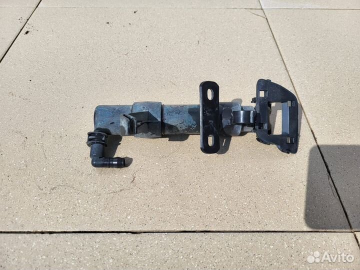 Форсунка омывателя фар Volkswagen Touareg