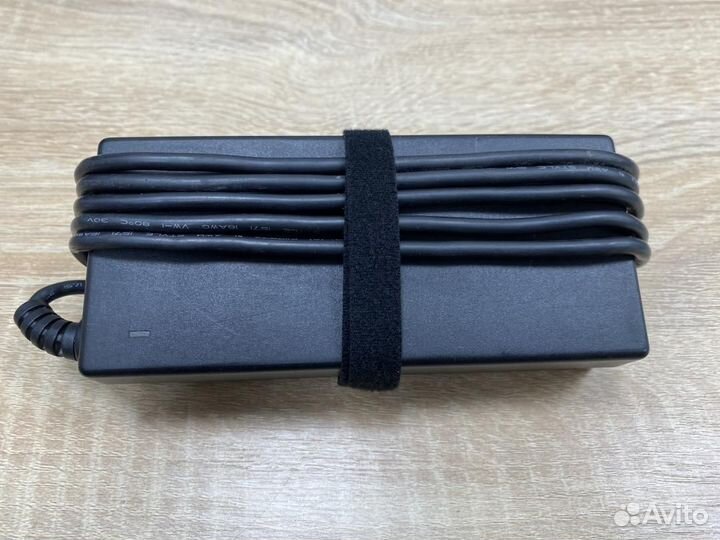 Блок питания Sony 90W