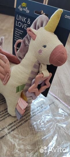 Альпака игрушка погремушка 0+