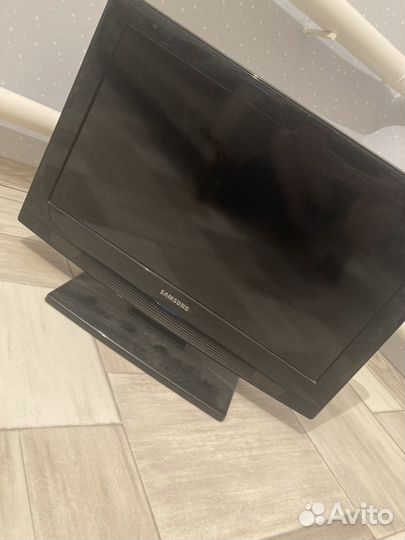 Телевизор samsung