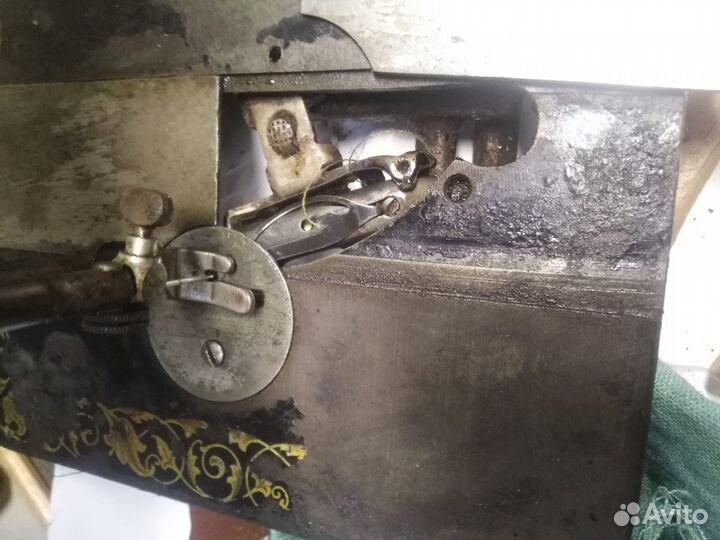 Швейная машина оверлок 5-ти нитка