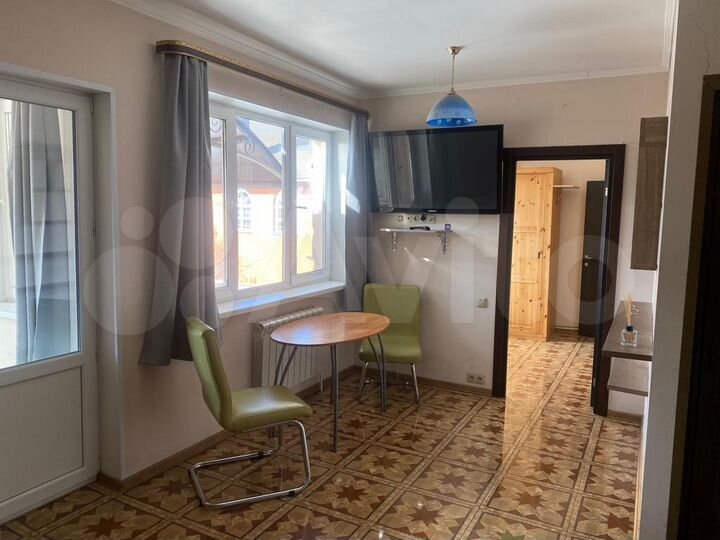 2-к. квартира, 51 м², 3/3 эт.