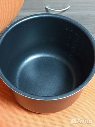 Чаша для мультиварки redmond