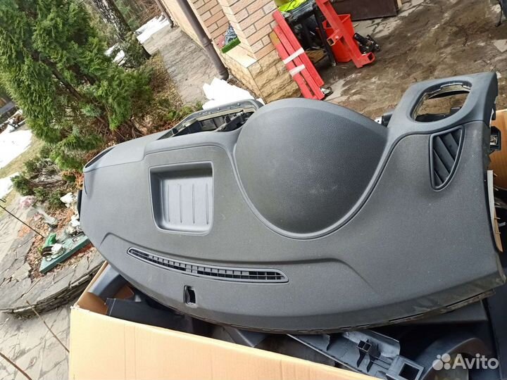 Tiguan торпеда безопасность панель