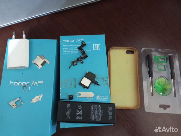 Запчасти рабочие на iPhone 5s,se