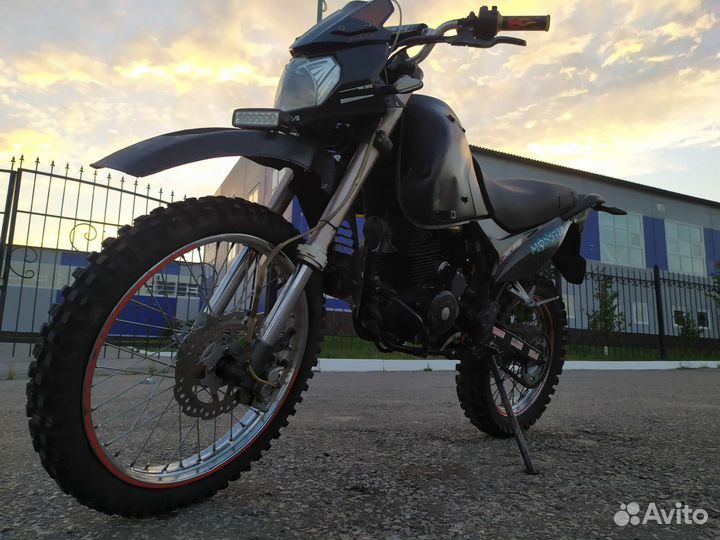 XR 250