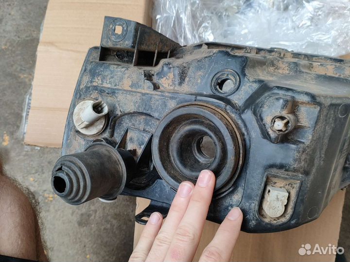 Правая фара renault logan 1 фаза 2