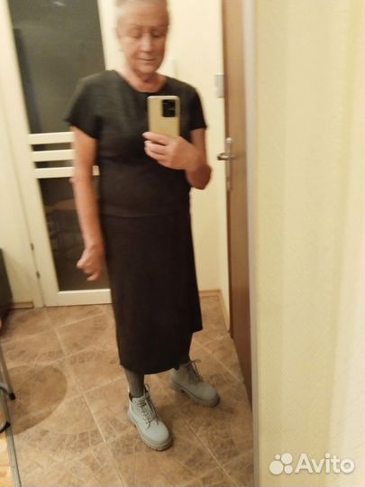 Качественная шерсть для женщины 50-52 р