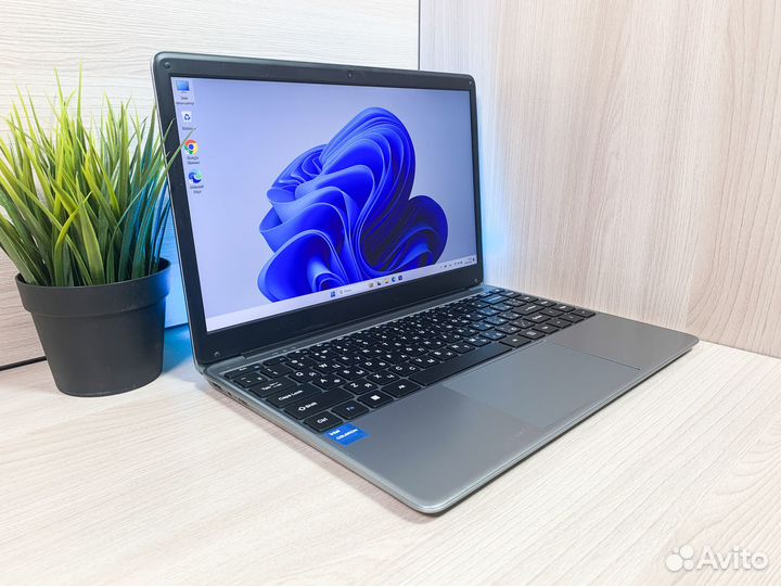 Ноутбук для работы и учебы Intel/8Gb/SSD