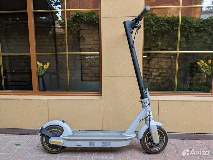 Электросамокат Ninebot MAX G30LP