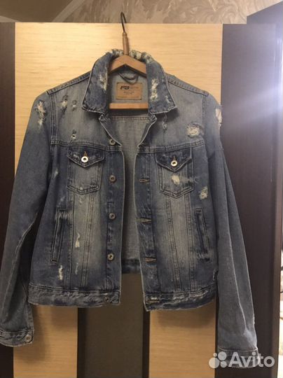 Джинсовая куртка
