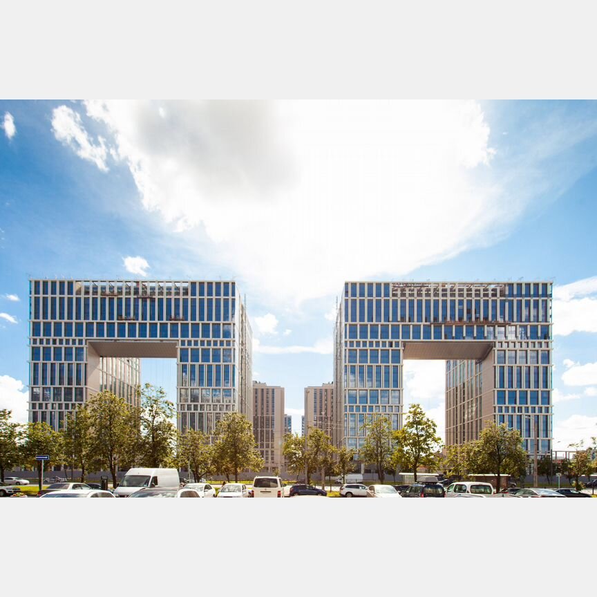 2-к. квартира, 101 м², 13/23 эт.
