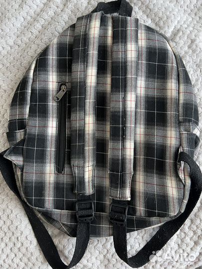 Рюкзак школьный и повседневный