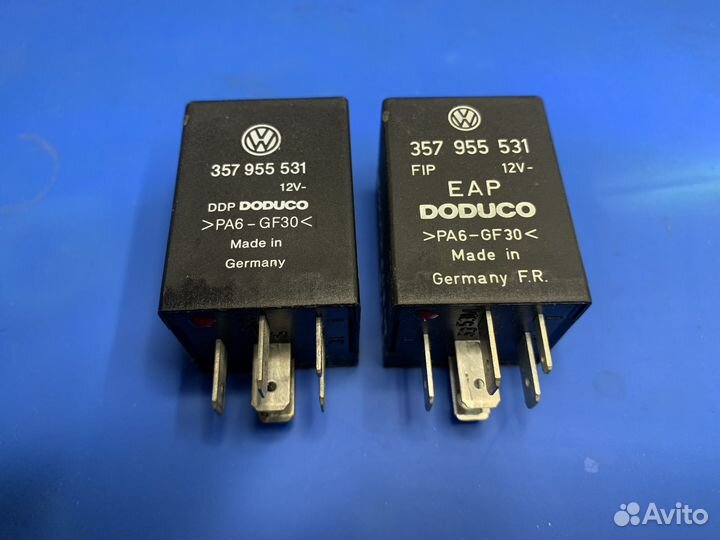 Реле дворников 99 Audi-VW
