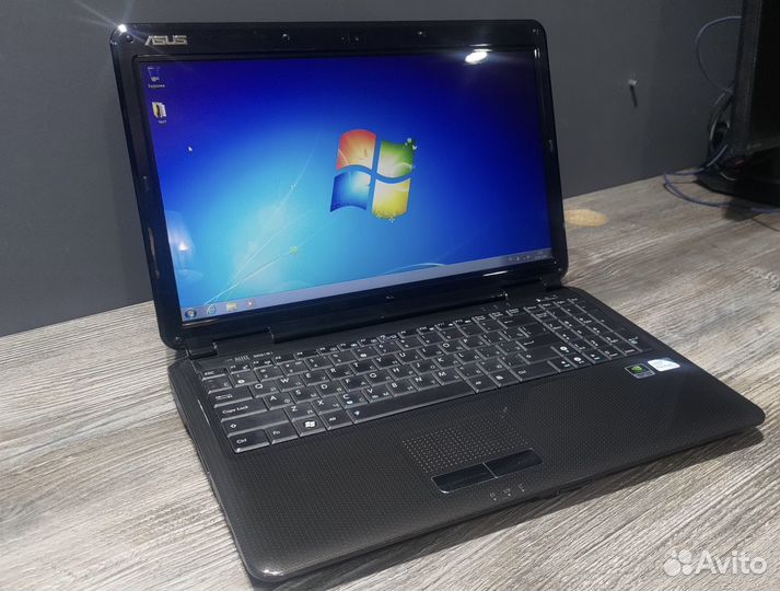 Ноутбук asus