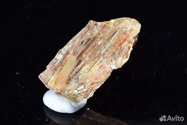 Прозрачный скаполит. Лот №814