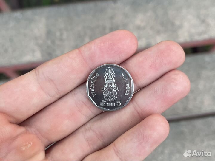 1 тайский бат