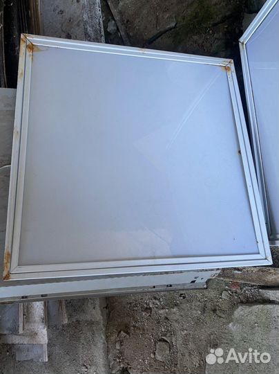 Продаётся светильник потолочный