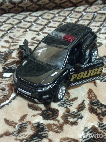 Продам модель автомобиля range rover